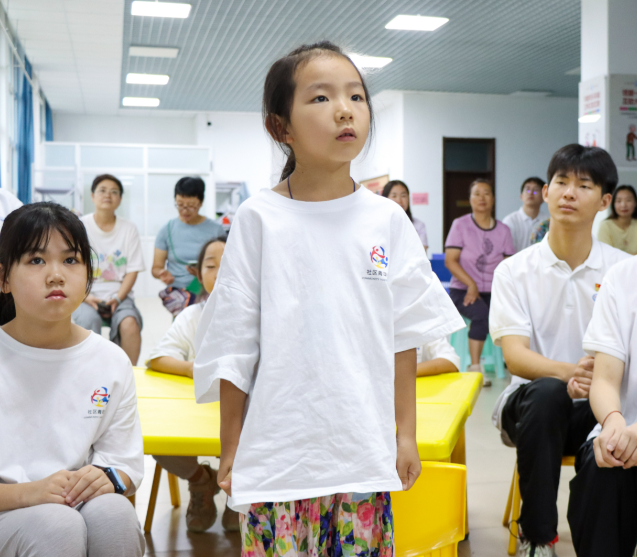 巨大内卷压力的学生而言孩子们的童真则
